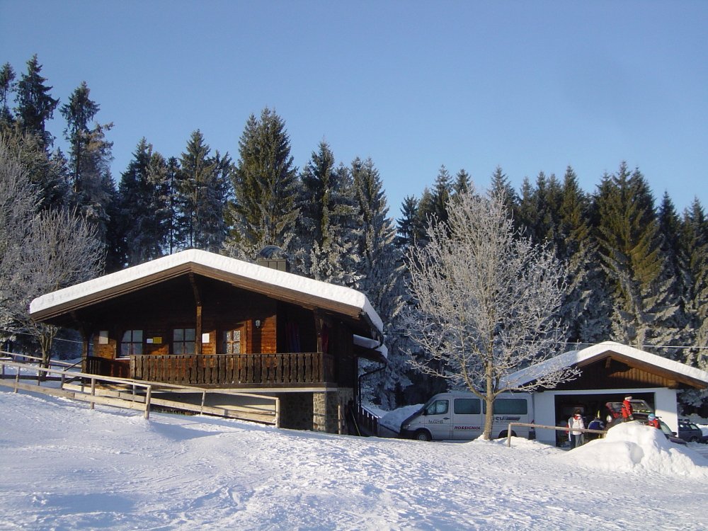 Skihütte im Wintersportzentrum Eppenschlag-Fürstberg im Bayerischen Wald