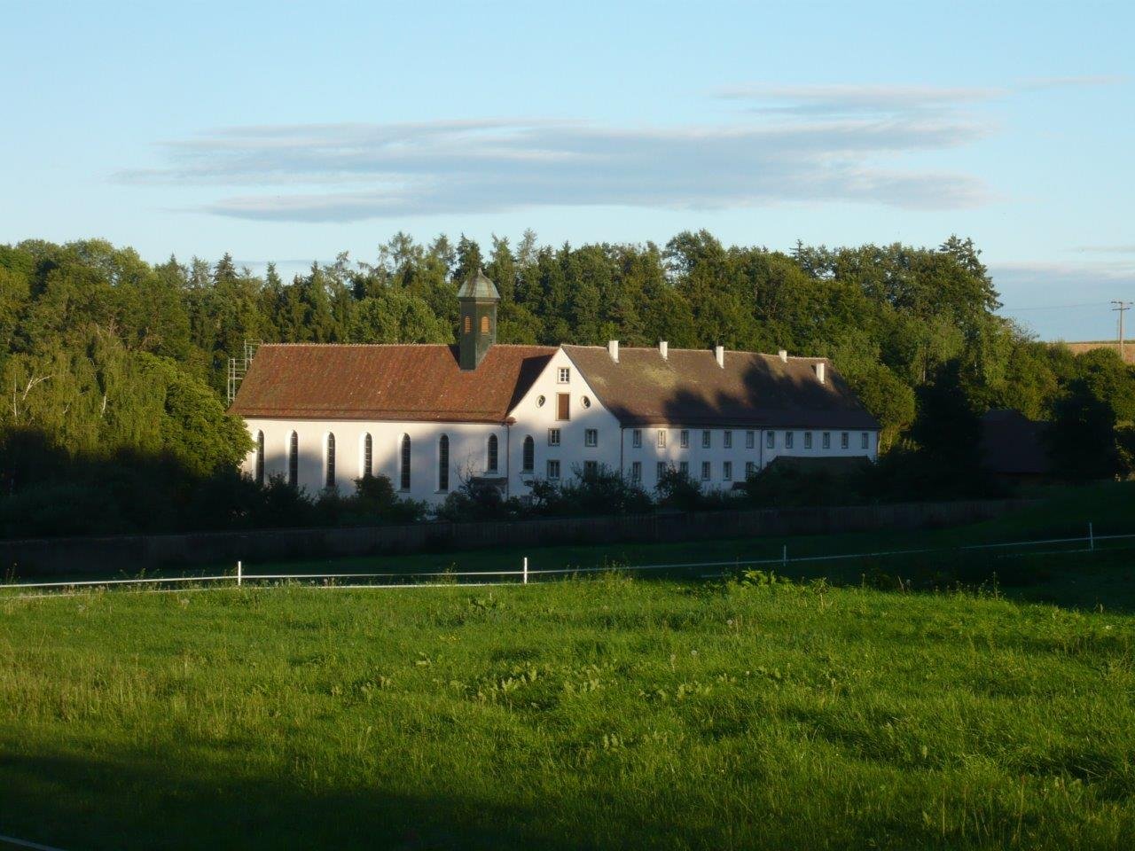 Kloster Habsthal idyllisch im Ostrachtal gelegen