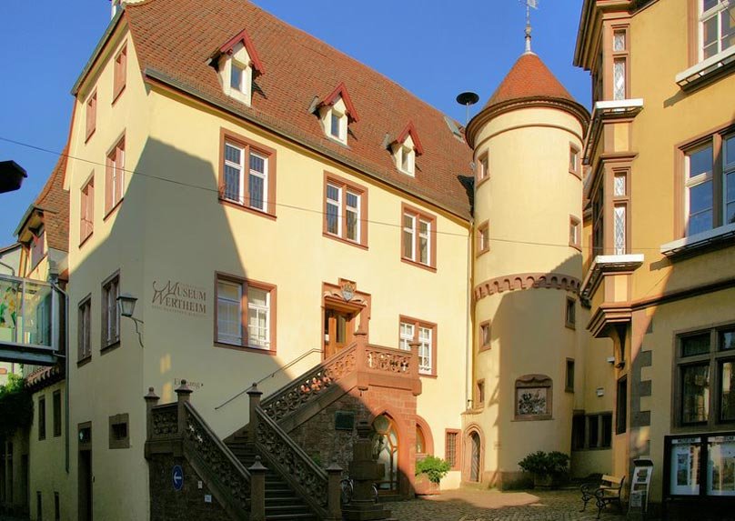 Grafschaftsmuseum Wertheim mit Treppenturm