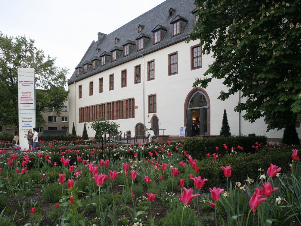 Institut für Stadtgeschichte im Karmeliterkloster