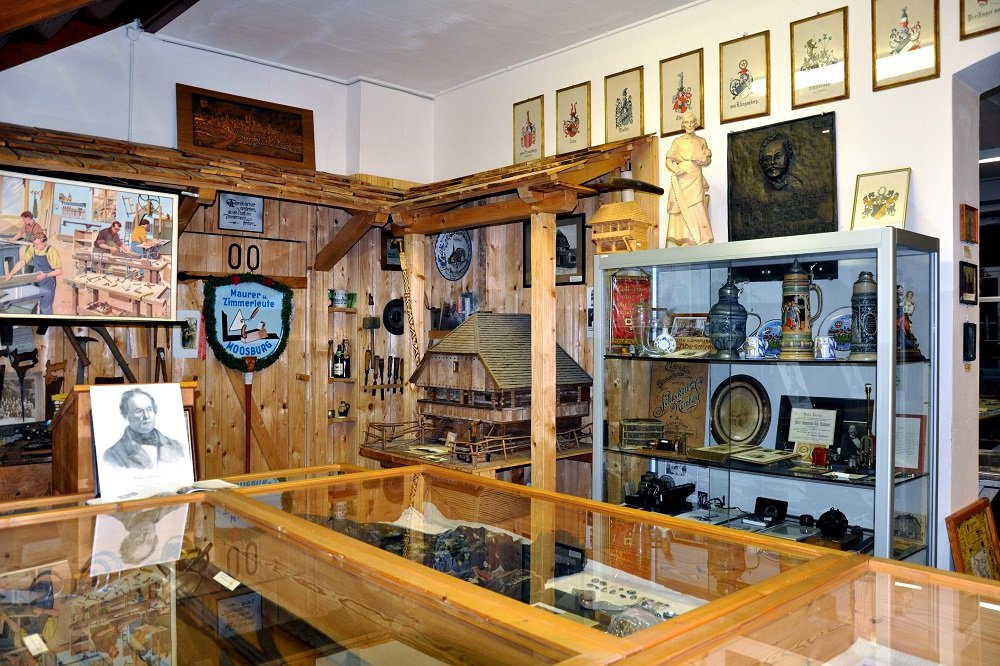 Austellungsraum des Heimatmuseum Moosburg an der Isar
