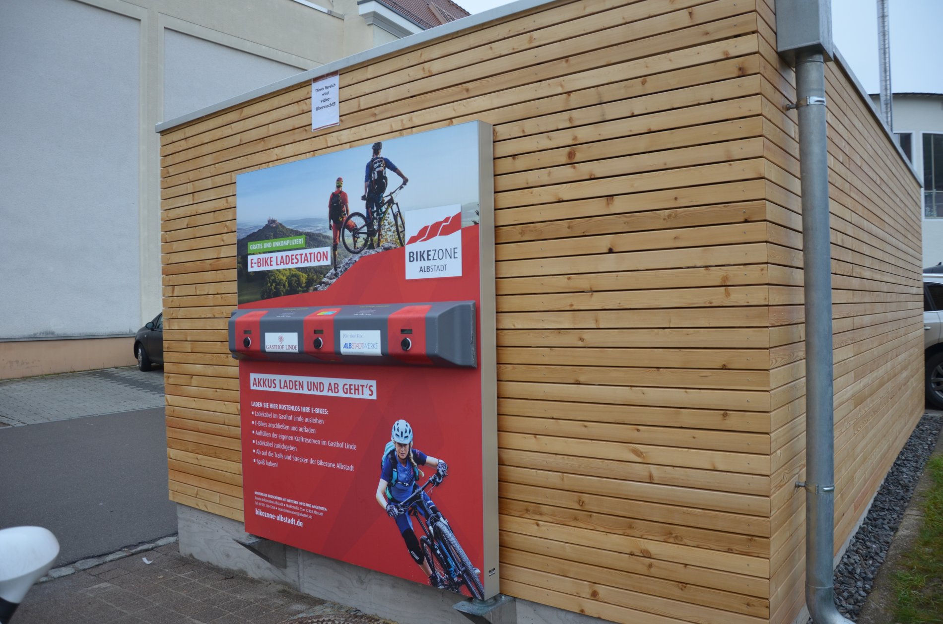 E-Bike Ladestation am Gasthof Linde mit Abstellraum