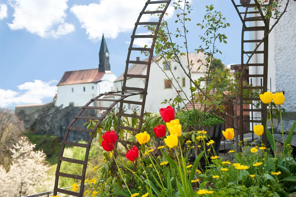 Die Ortschaft Ranfels mit Burg- und Kirchanlage: Hier spürt man die tausendjährige Geschichte