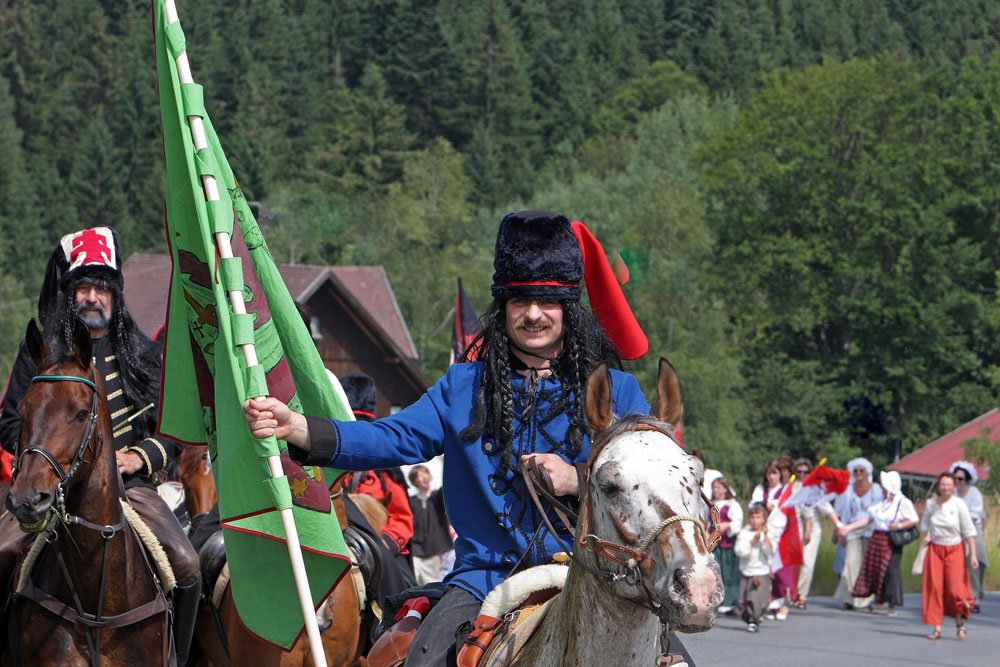 Historischer Festzug mit Freiherr von der Trenck mit seinen Panduren