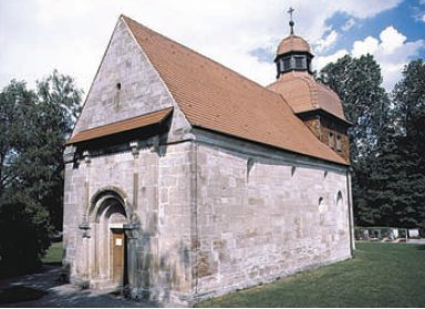 Die älteste romanische Kirche in Hohenzollern