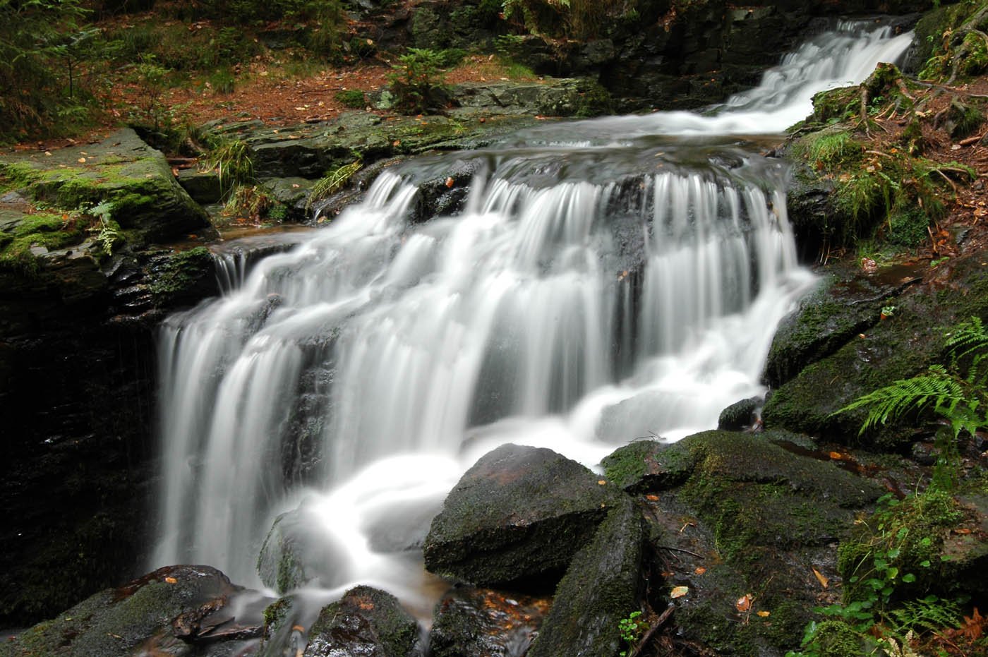 Der Wasserfall nahe der Muglmühle ist ein mystischer Ort