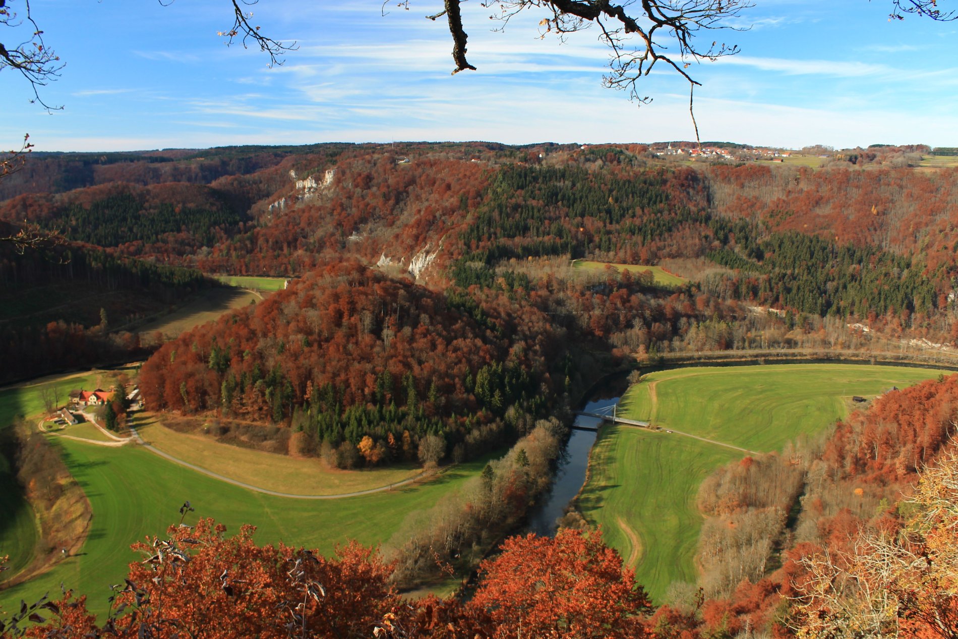 Donautal bei St. Maurus Beuron vom Aussichtspunkt Burg Wildenstein