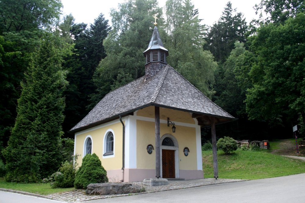 Die Voithenbergkapelle beim alten Schloss in Furth im Wald