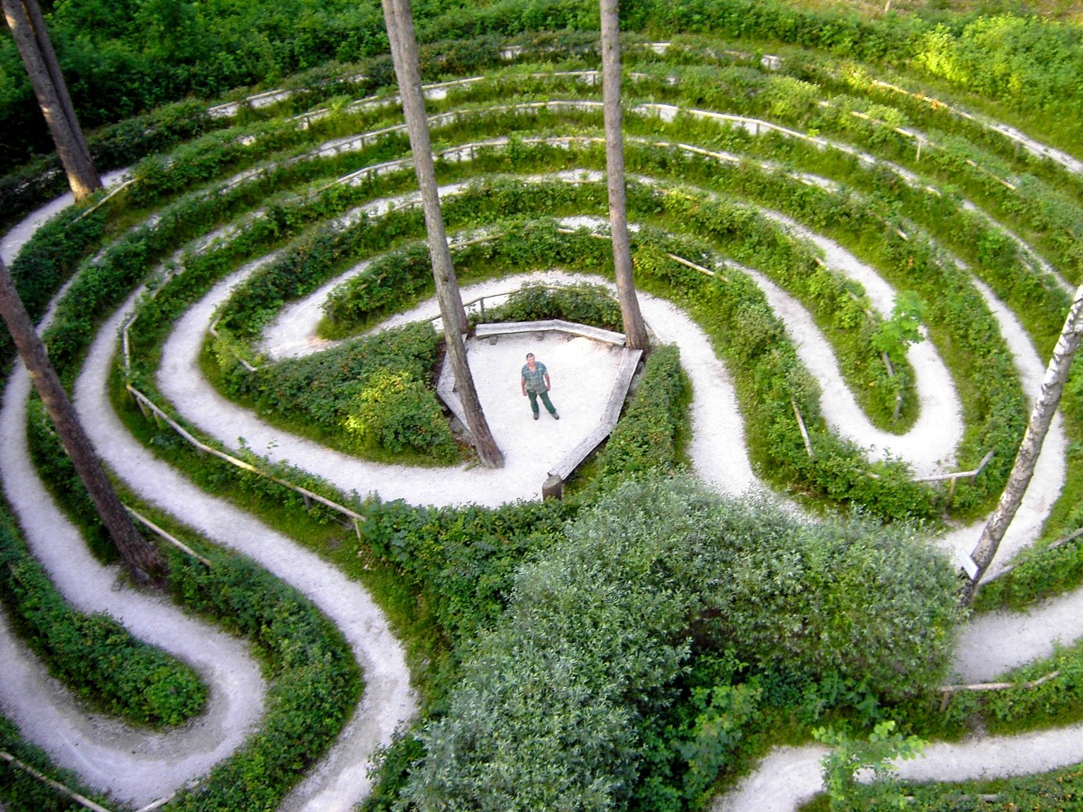 Waldlabyrinth auf dem Walderlebnispfad bei Freising