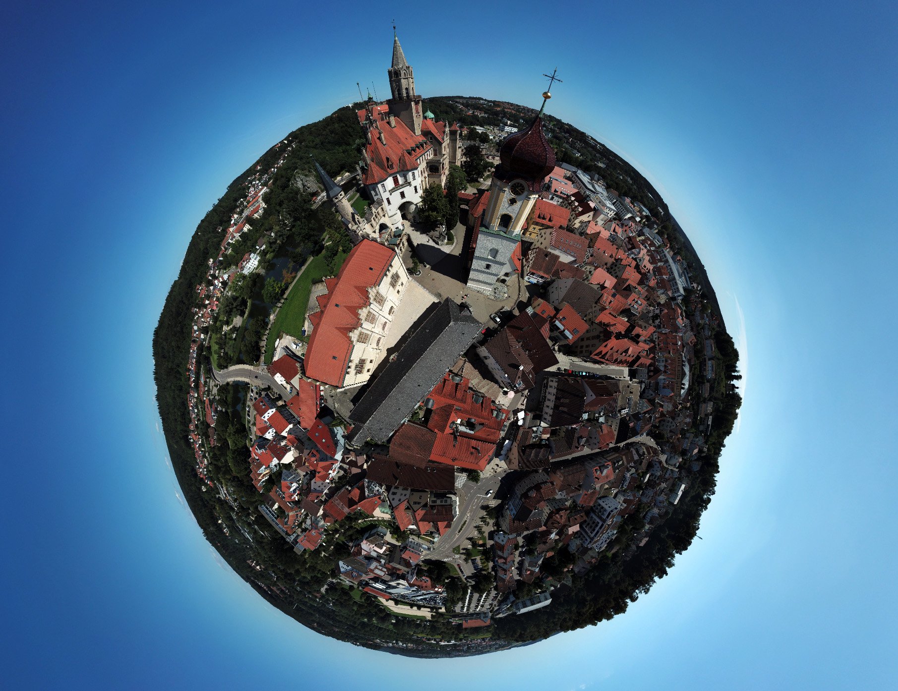 Luftbild Stadt und Schloss