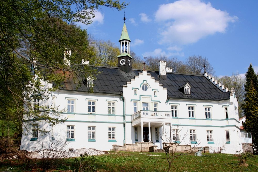 Schloss Buchenau in der Gemeinde Lindberg im Nationalpark Bayerischer Wald