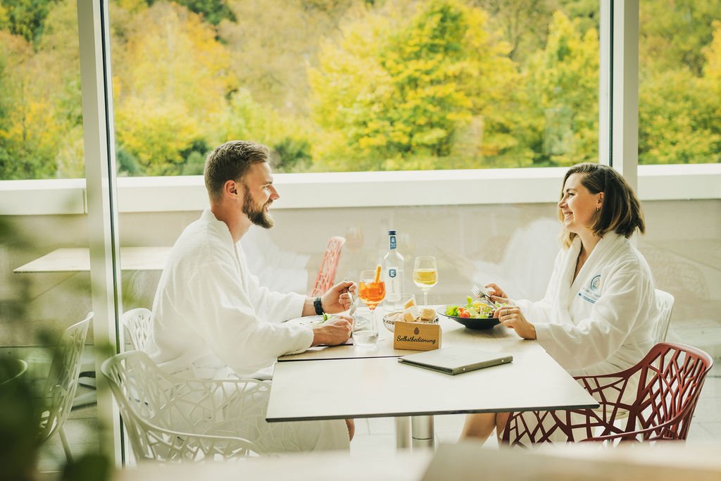 Paar beim Essen in der Pinea Pastaria