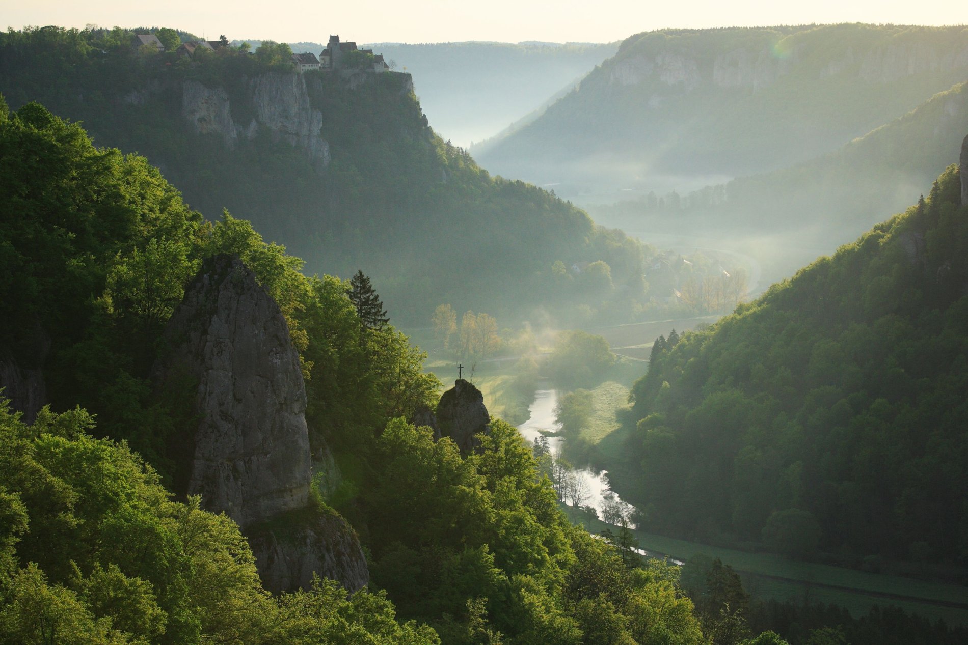 Blick vom Eichfelsen ins Obere Donautal