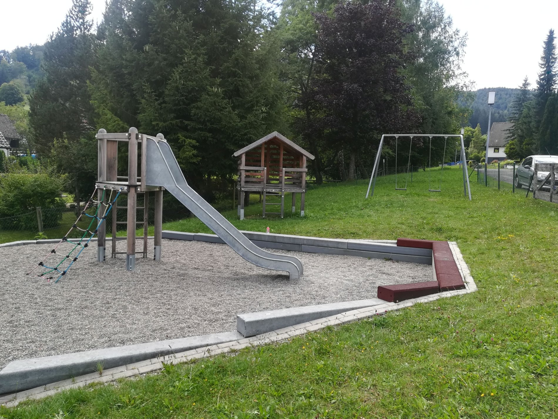 Spielplatz Gregor-Götz-Straße - Viel Spaß beim Spielen!