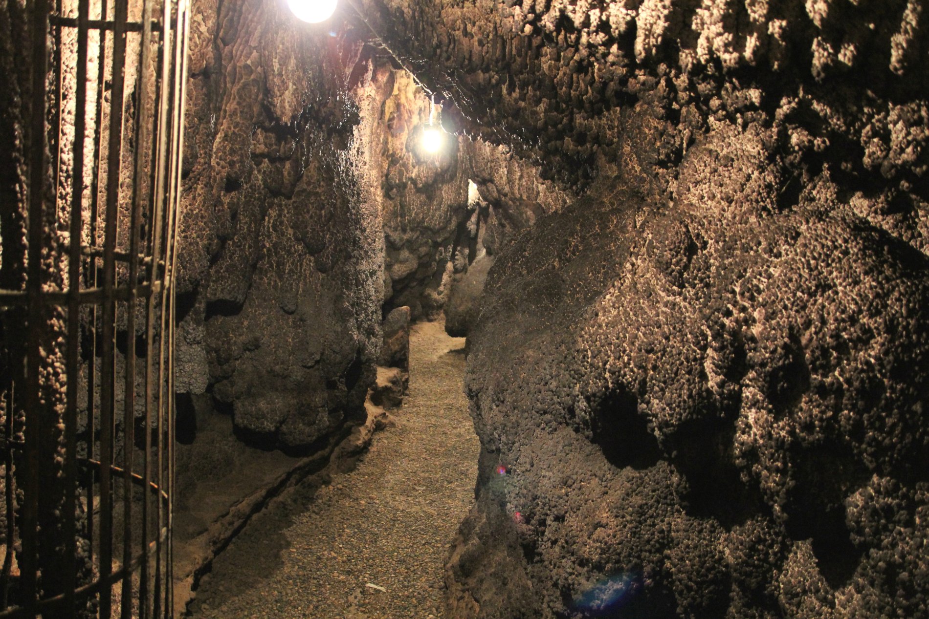 Zwiefaltendorfer Tropfsteinhöhle in Blank's Gasthof