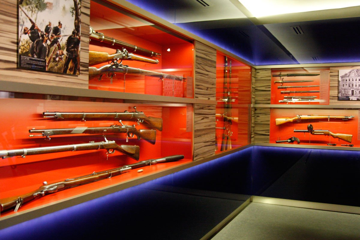Weapons Museum Suhl, view of the exhibition