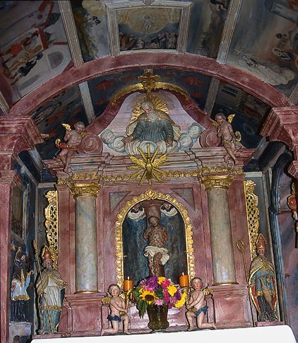 Sehenswerter Innenraum der Kapelle in Unterseilberg