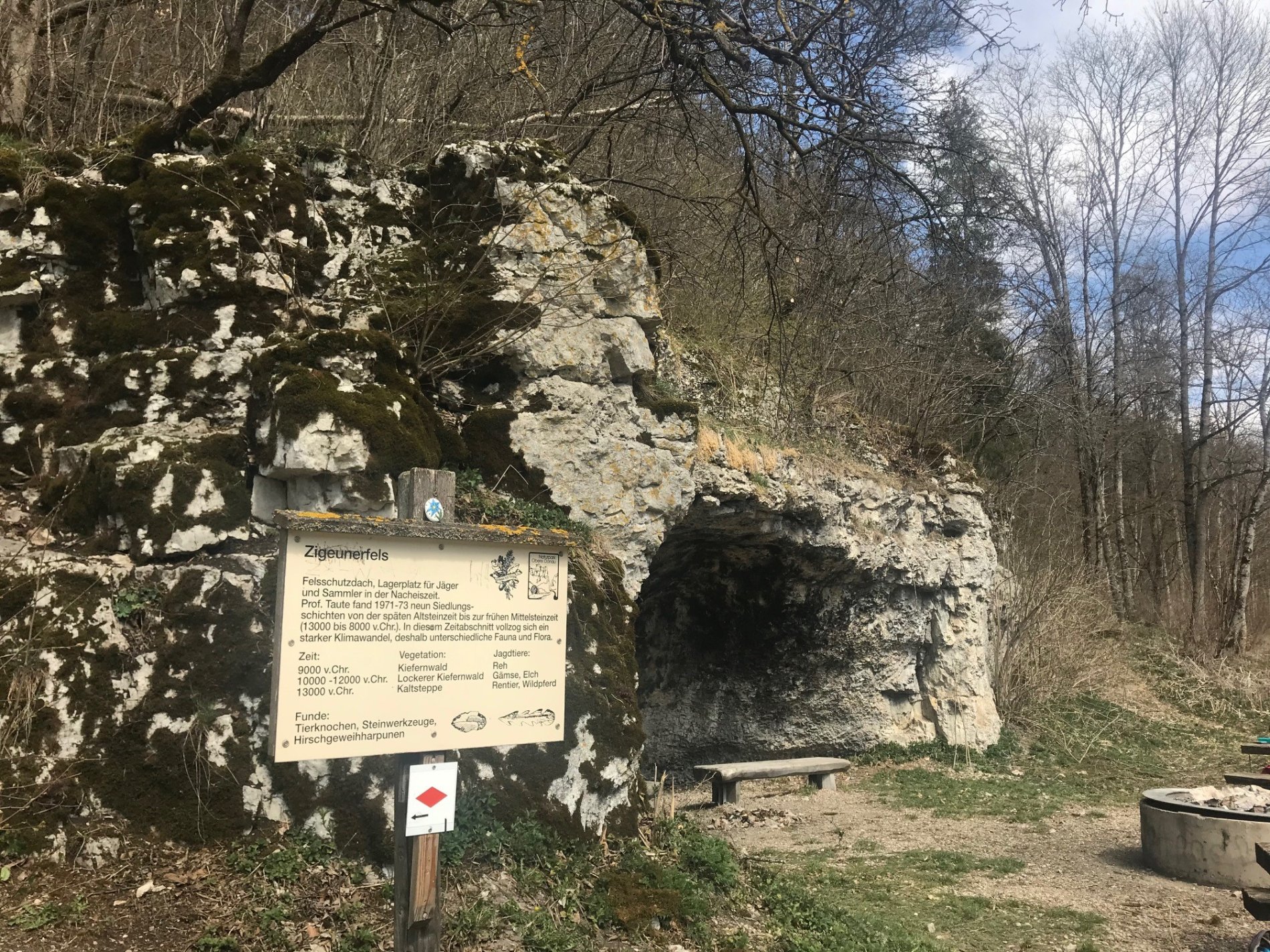Zigeunerfels with information board and fireplace