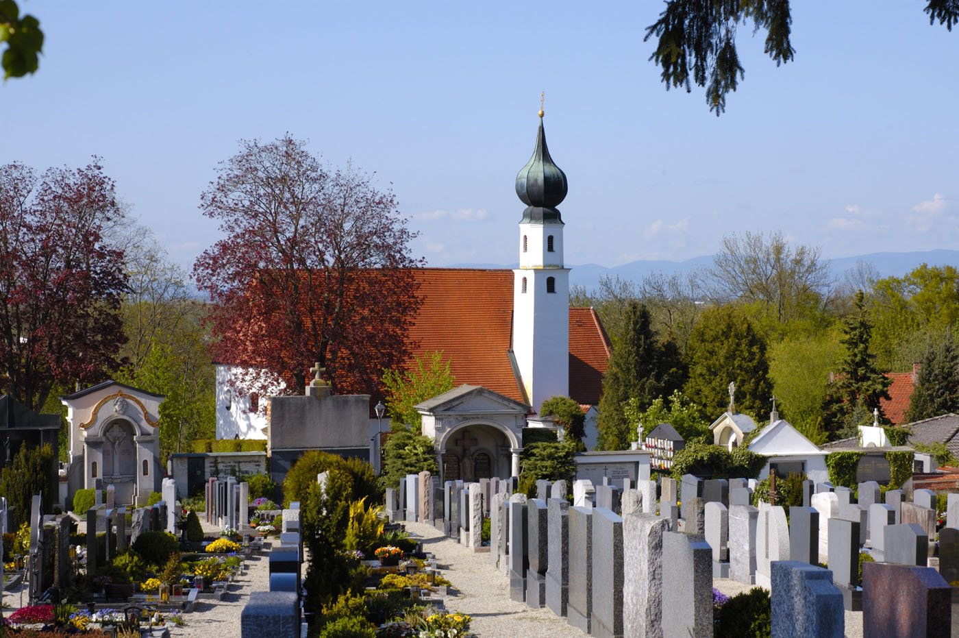 Friedhofskirche zum Heiligen Kreuz