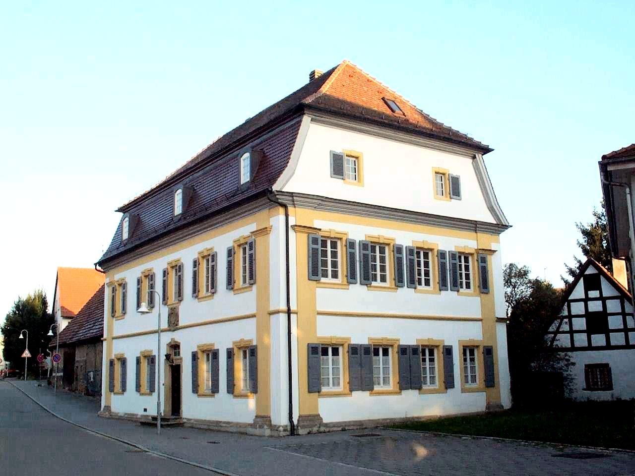 Stadtmuseum (ehemals Pfarrhaus) im Ortsteil Unterboihingen