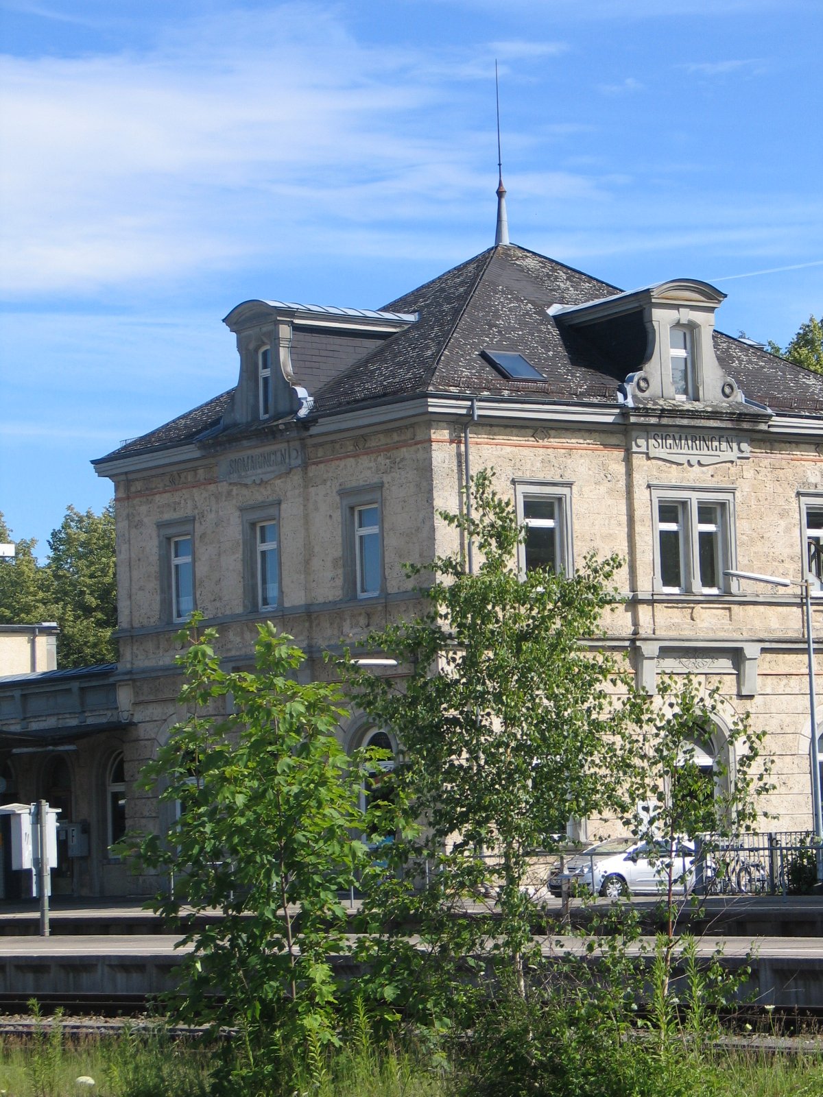 Altes historisches Bahnhofsgebäude