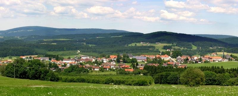 Die Gemeinde Jandelsbrunn liegt im Landkreis Freyung-Grafenau in Niederbayern.