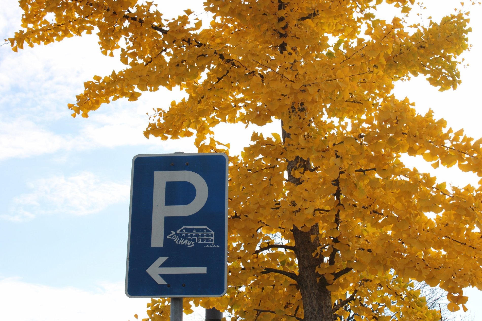Symbolbild Parkplatz