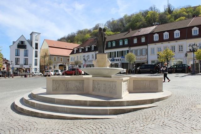 Brunnen am Historischen Marktplatz in Homburg