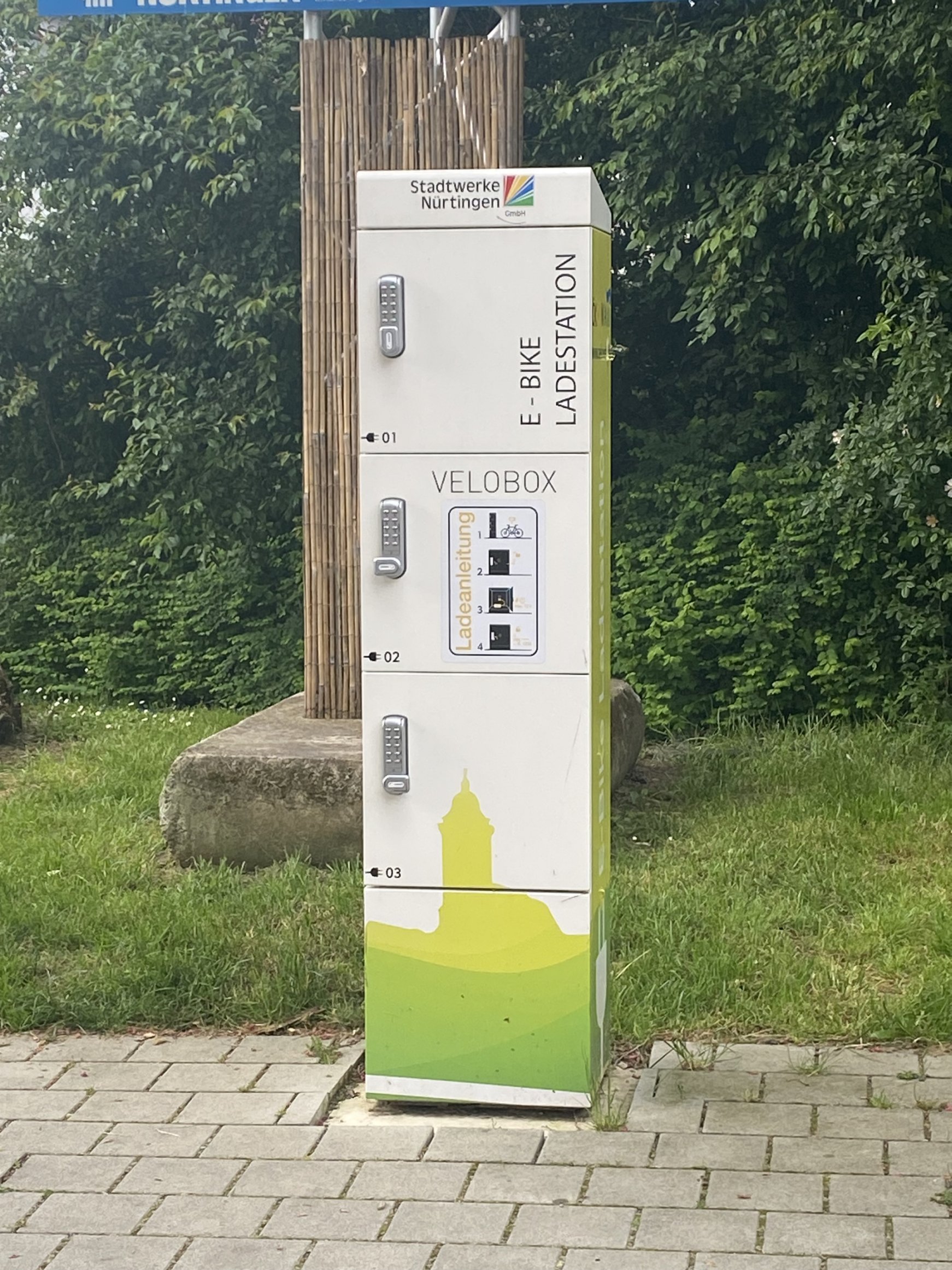 E-Ladesäule am Neckar