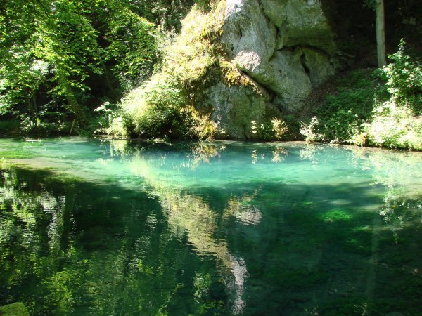 Grüner See und blaue Höhle