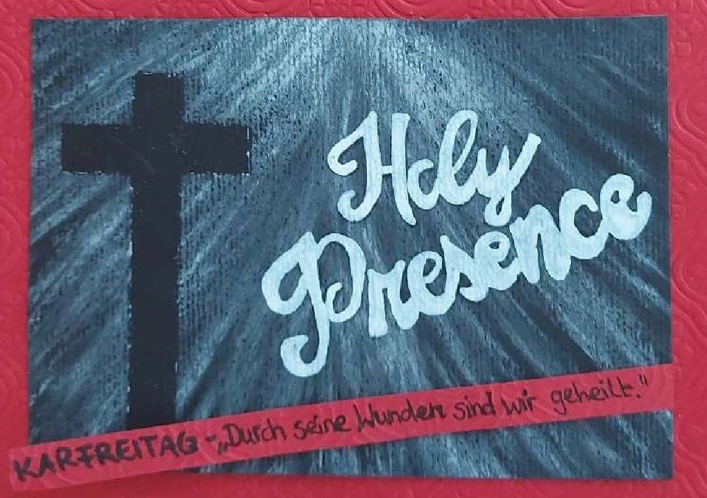 Holy Presence Bild mit Kreuz / Urheber: Katholische Kirchengemeinde