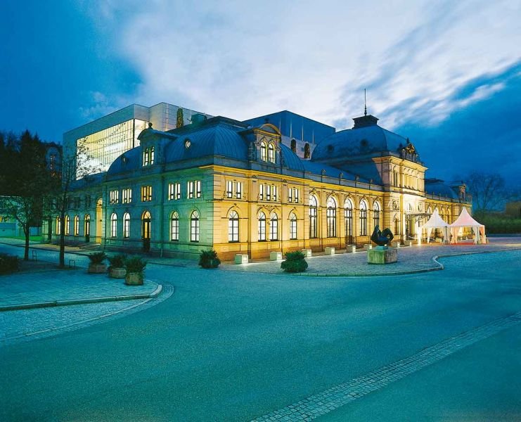 Festspielhaus Baden-Baden in Abendstimmung