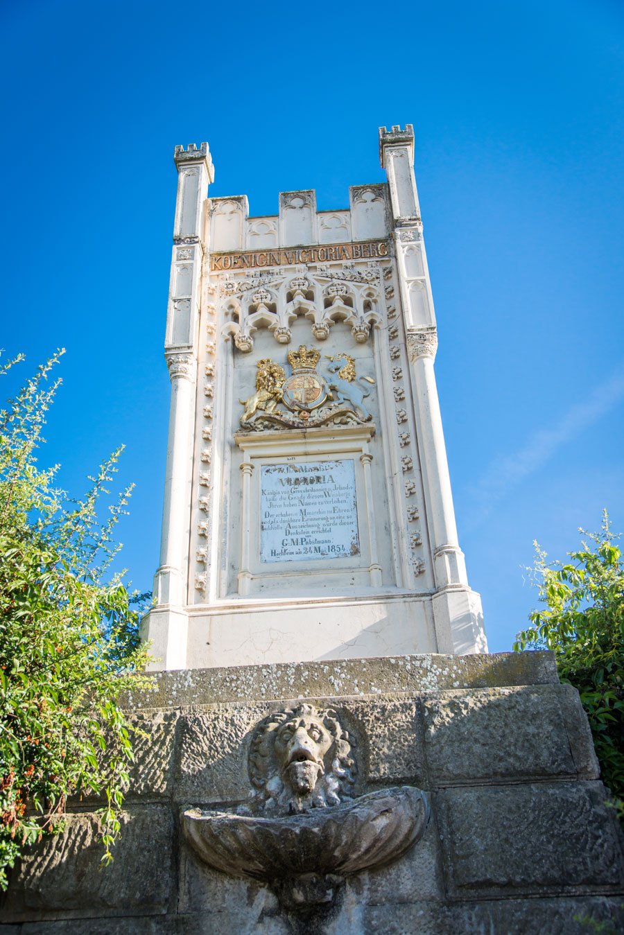 Königin Victoria Denkmal in den Weinbergen.