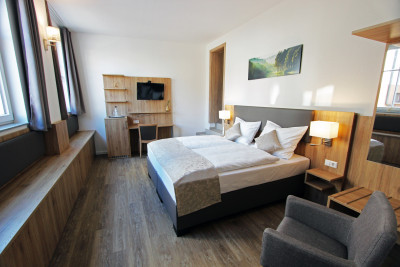 Doppelzimmer Hotel Adler | Bad Friedrichshall | HeilbronnerLand