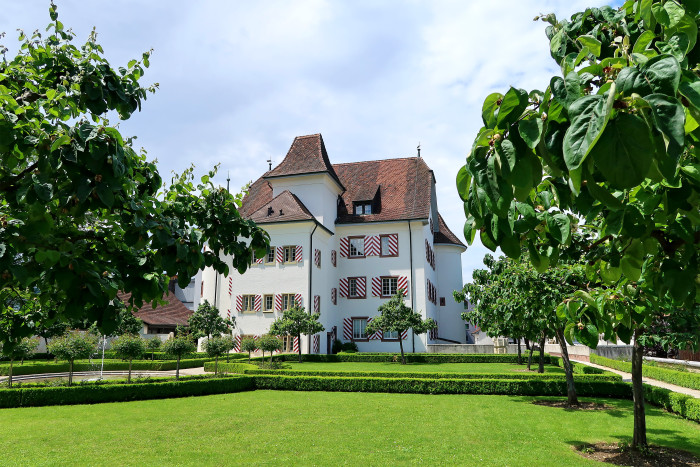 Schloss Aesch. [Copyright: Tourenplaner SCHWEIZ]