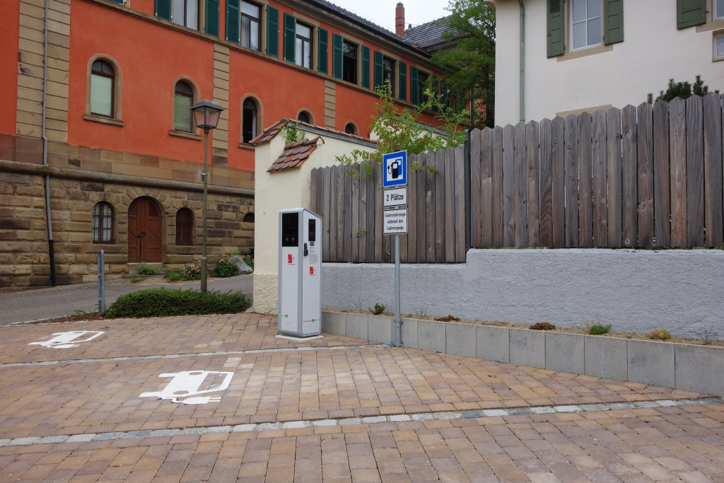E-Bike Ladestation | Schwaigern Rathaus | HeilbronnerLand