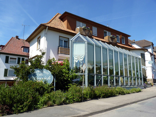Hotel mit Wintergarten