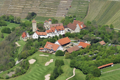 Schloss Liebenstein mit Golf- & Landclub | Neckarwestheim | HeilbronnerLand