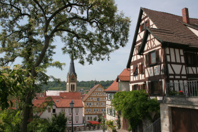 Ausblick auf die Altstadt von Möckmühl mit Fachwerk und Kirche