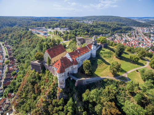 Schloss Hellenstein in Heidenheim von oben