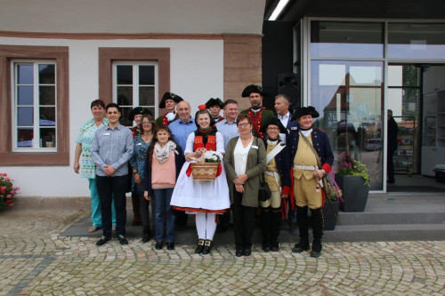 Neue Wache Schwalmstadt-Ziegenhain mit Wachsoldaten und touristischen Mitarbeiter