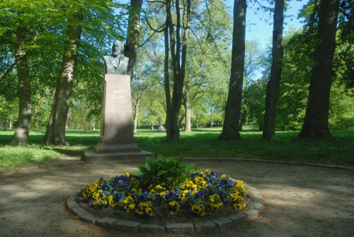 Storm-Denkmal im Husumer Schlosspark