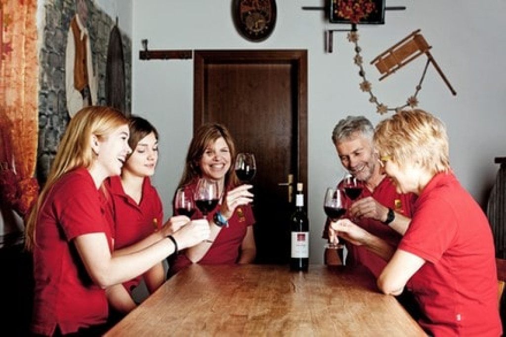 Weingut Holzwarth mit Besenwirtschaft Spundloch | Brackenheim | Familie Spundloch