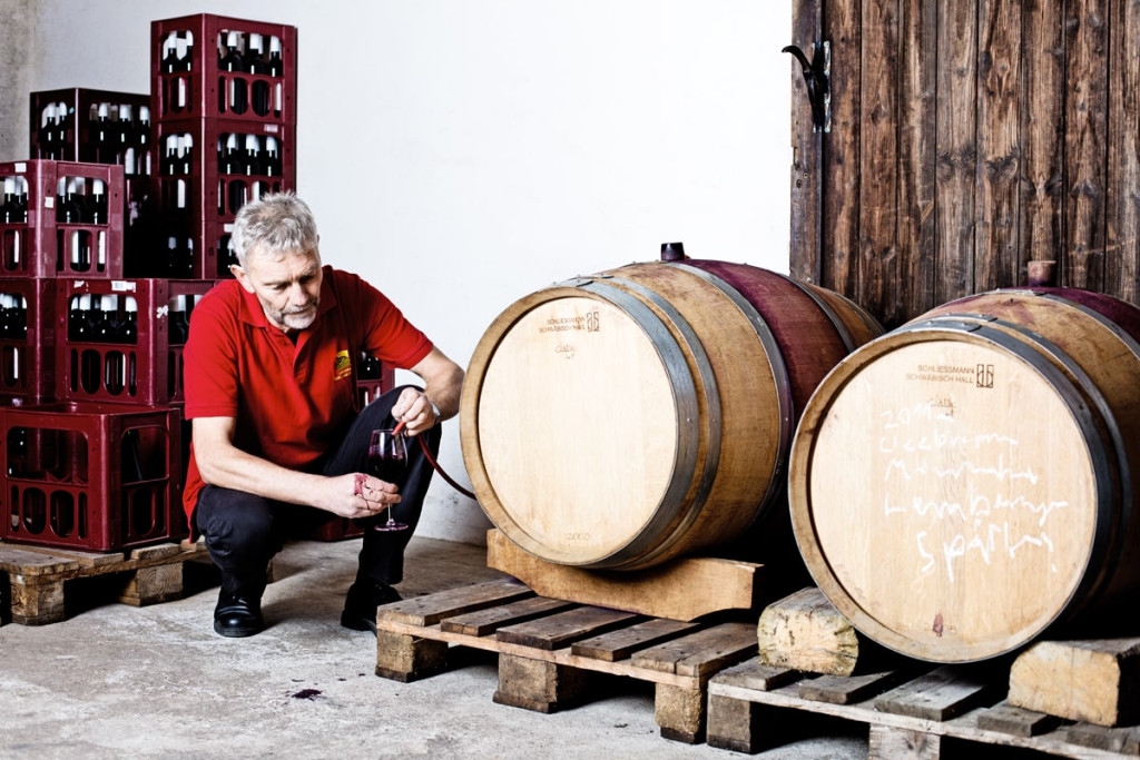 Weingut Holzwarth mit Besenwirtschaft Spundloch | Brackenheim | Weinfässer