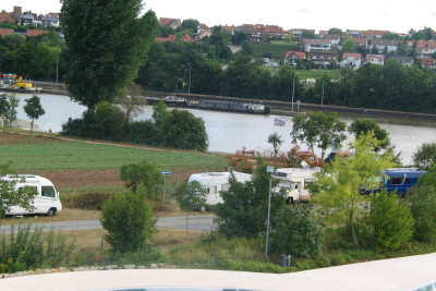 Wohnmobilstellplatz Lauffen am Neckar | am Neckartal-Radweg & Freibad Lauffen