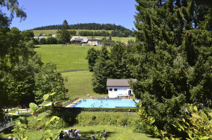 Schwimmbad in Todtnauberg_High Res_13129 [Copyright: Hochschwarzwald Tourismus GmbH]