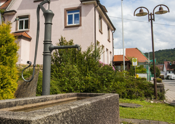 Brunnen in Thanheim [Copyright: Roland Beck, Gemeinde Bisingen]