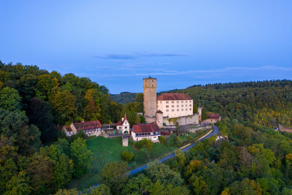 Burg Guttenberg im Neckartal