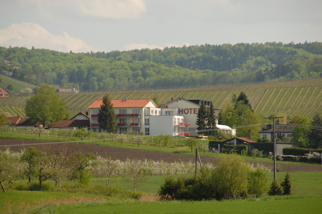 Flair Hotel Landgasthof Roger - charmante Lage im Weinsberger Tal | HeilbronnerLand