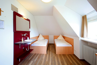Zweibettzimmer | Jugendhaus Michaelsberg | Cleebronn